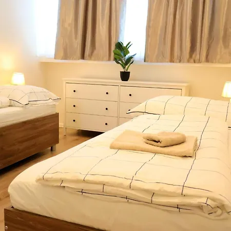 Deluxe Astrova C Apartmán *